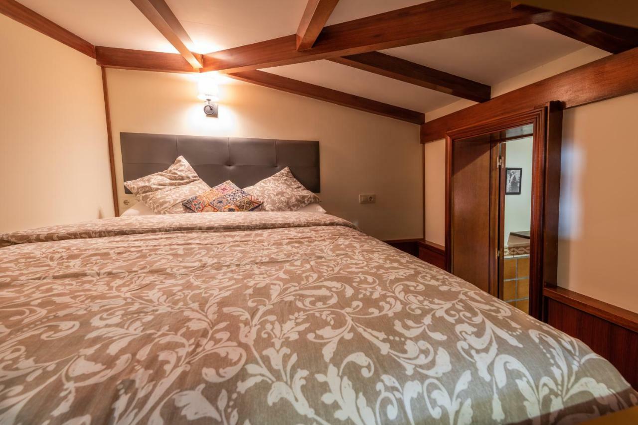 A Escalinata Apartamento-Loft О Грове Екстериор снимка